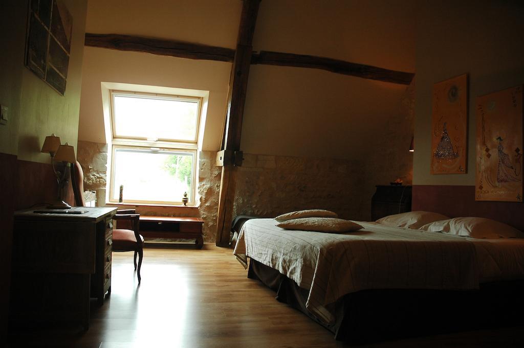 Les Pierres D'Aurele Chambres D'Hotes Saint-Georges-sur-Cher Szoba fotó
