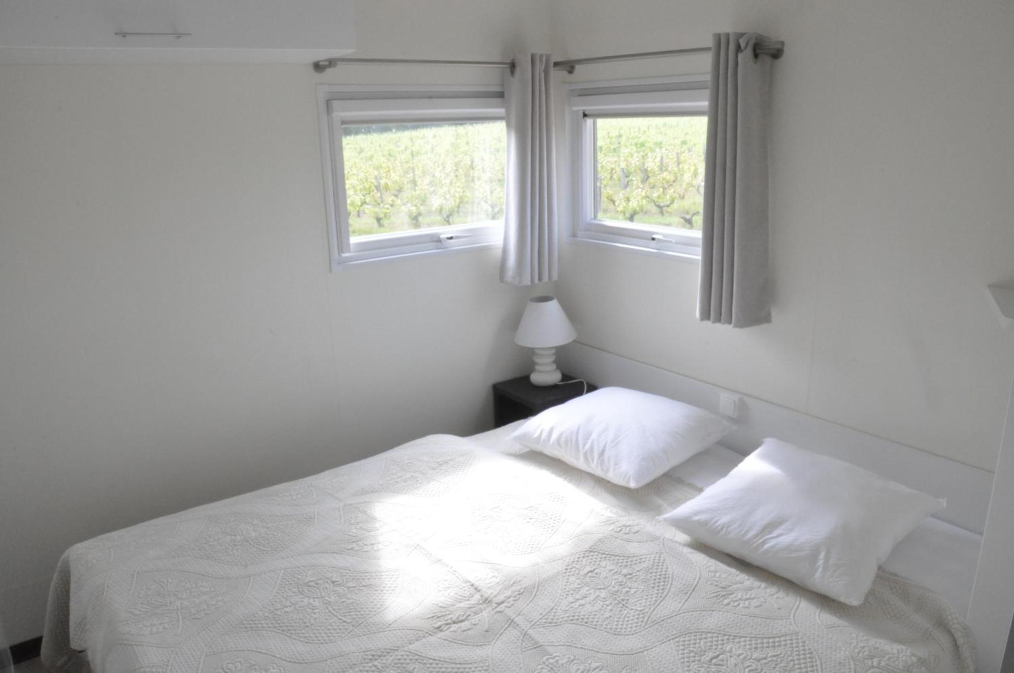 Les Pierres D'Aurele Chambres D'Hotes Saint-Georges-sur-Cher Szoba fotó